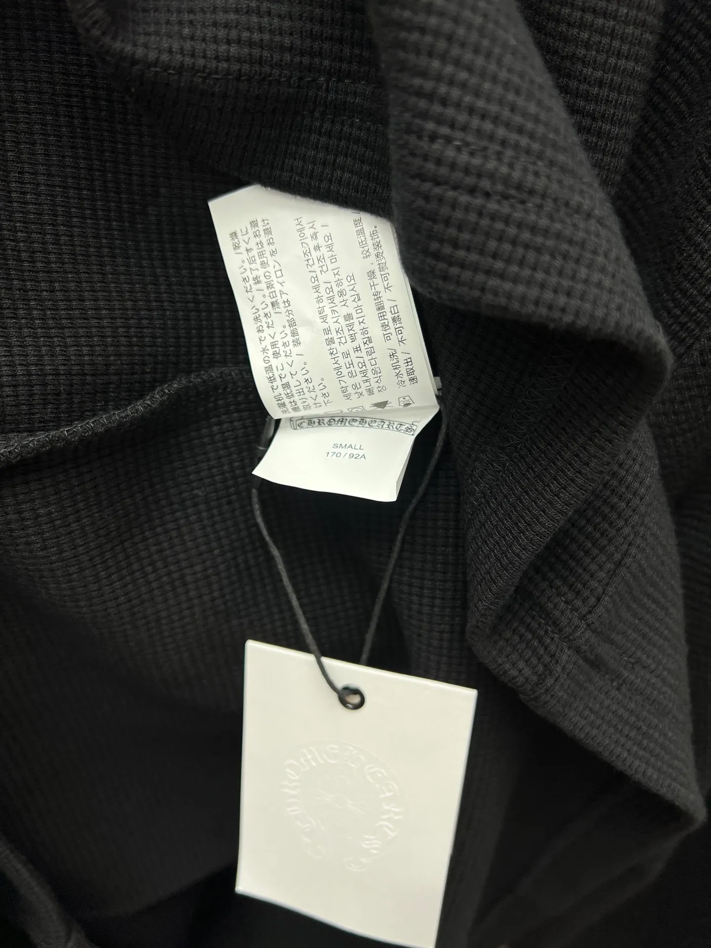 🅿️430 Crow Heart 25SS Sanskrit Henley Collar Waffle Sweatshirt. The fabric is made of 350g cotton waffle double-layer material before washing. Code number: S.M.L